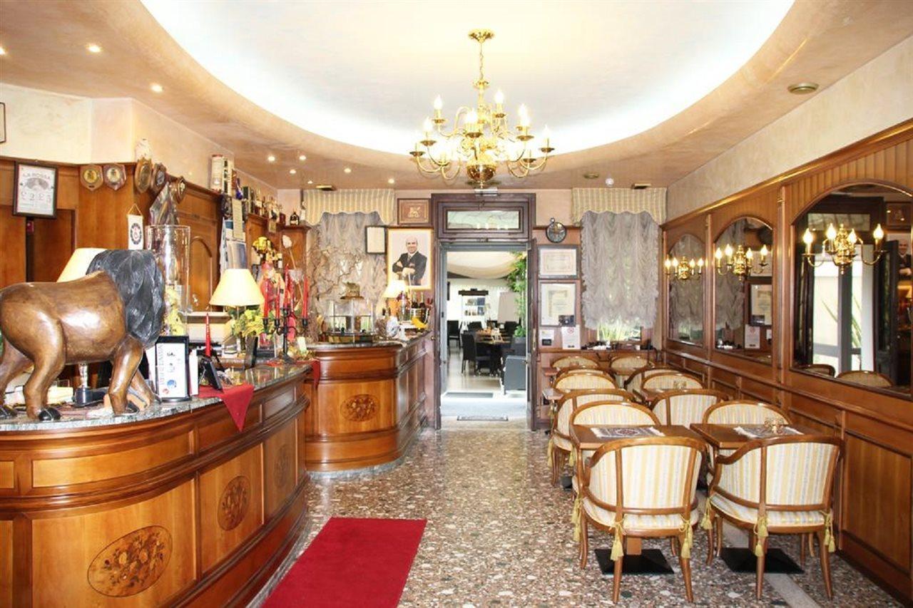 Park Hotel Villa Leon D'Oro Noventa di Piave Εξωτερικό φωτογραφία