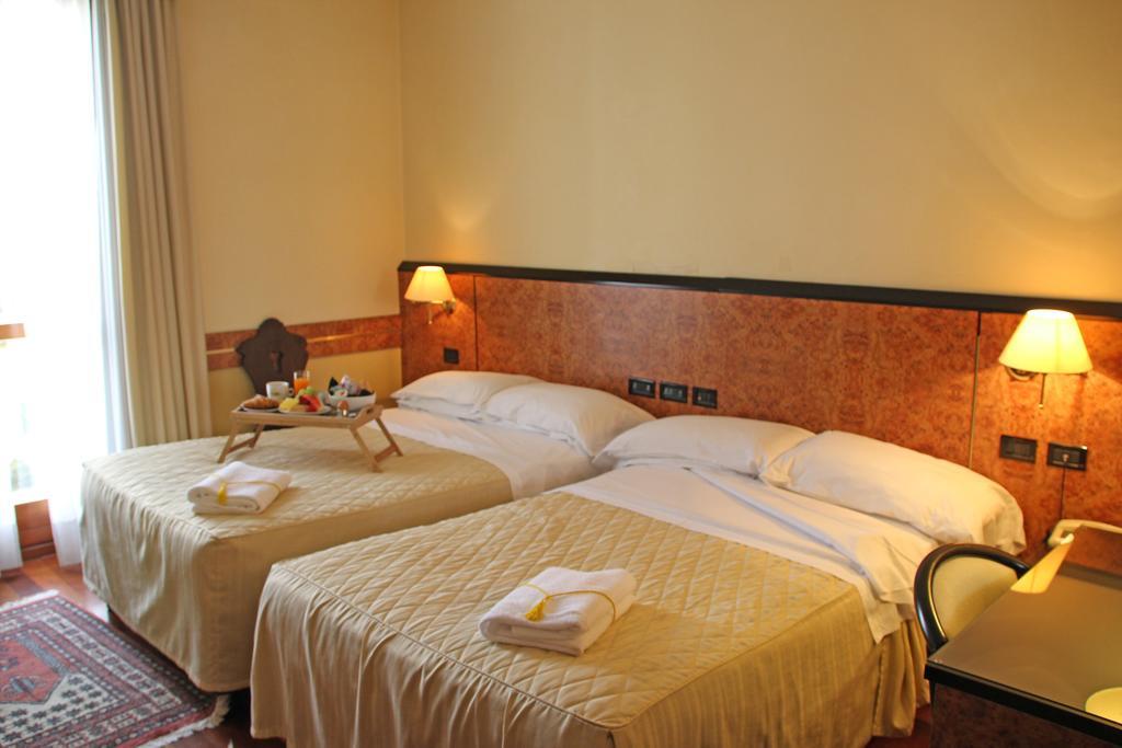 Park Hotel Villa Leon D'Oro Noventa di Piave Εξωτερικό φωτογραφία