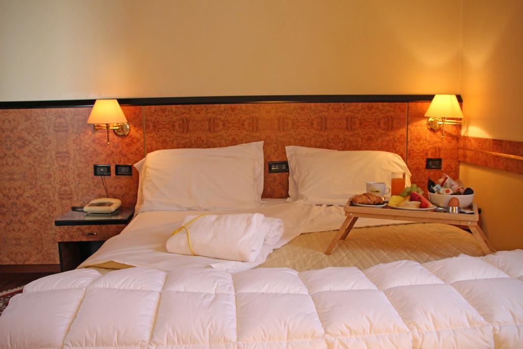 Park Hotel Villa Leon D'Oro Noventa di Piave Εξωτερικό φωτογραφία