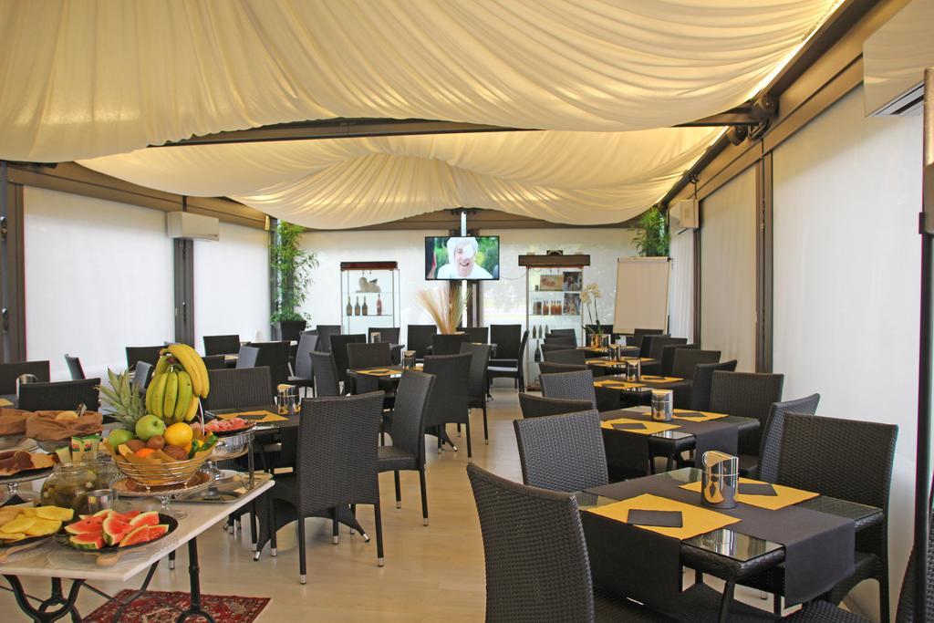 Park Hotel Villa Leon D'Oro Noventa di Piave Εξωτερικό φωτογραφία