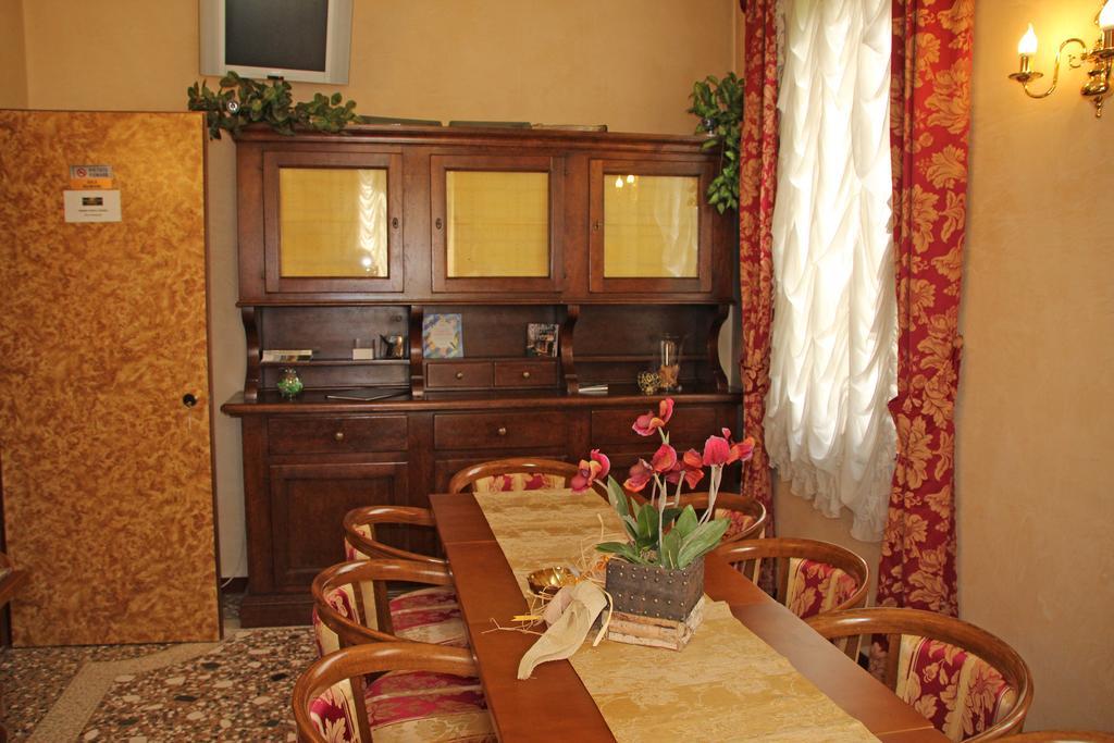 Park Hotel Villa Leon D'Oro Noventa di Piave Εξωτερικό φωτογραφία