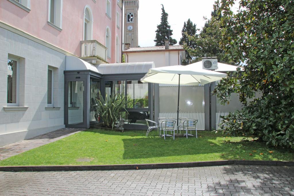 Park Hotel Villa Leon D'Oro Noventa di Piave Εξωτερικό φωτογραφία